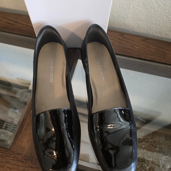Enzo Angiolini black loafers - Picture 2 of 4